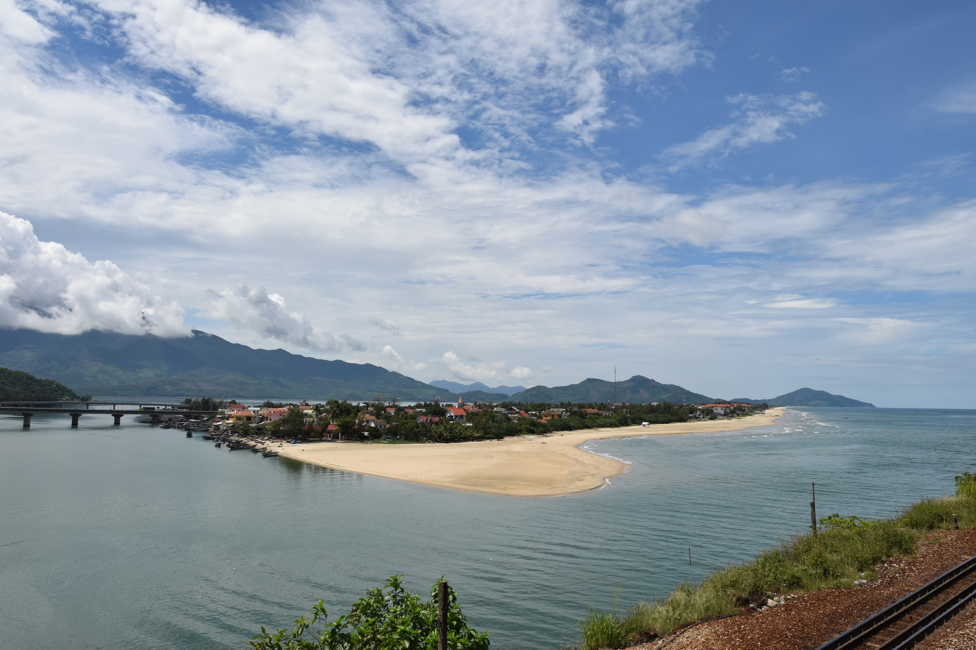 The start of the Hai Van Pass